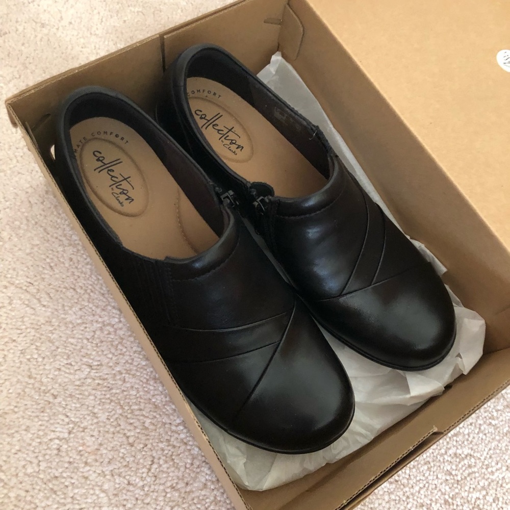 NWOT Clark’s Channing Essa Black Leather Shoes
